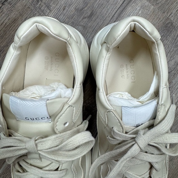 Gucci x Bananya Sneakers Ivory Size 36 - Picture 5 of 11